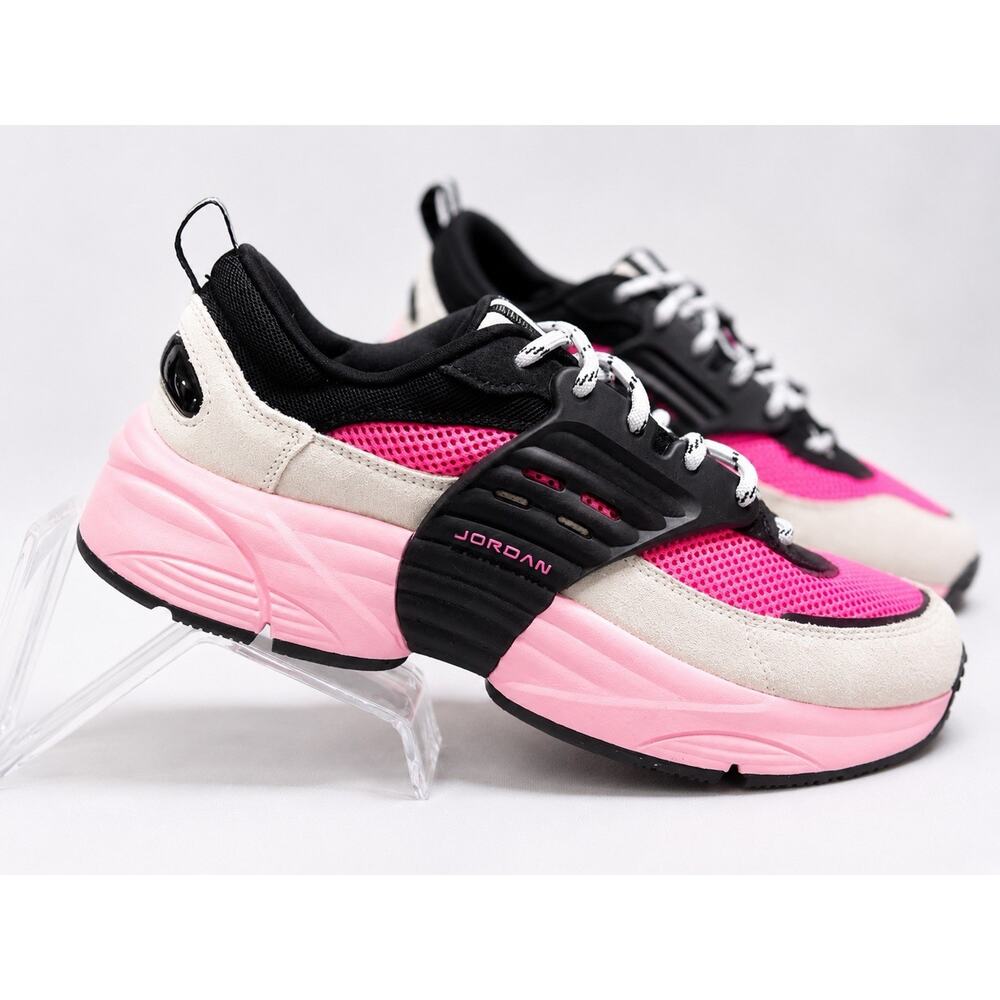 Air Jordan Trunner O/S Wolf Gray Black Pink Sneakers, Size 10.5 BML IB3722-002